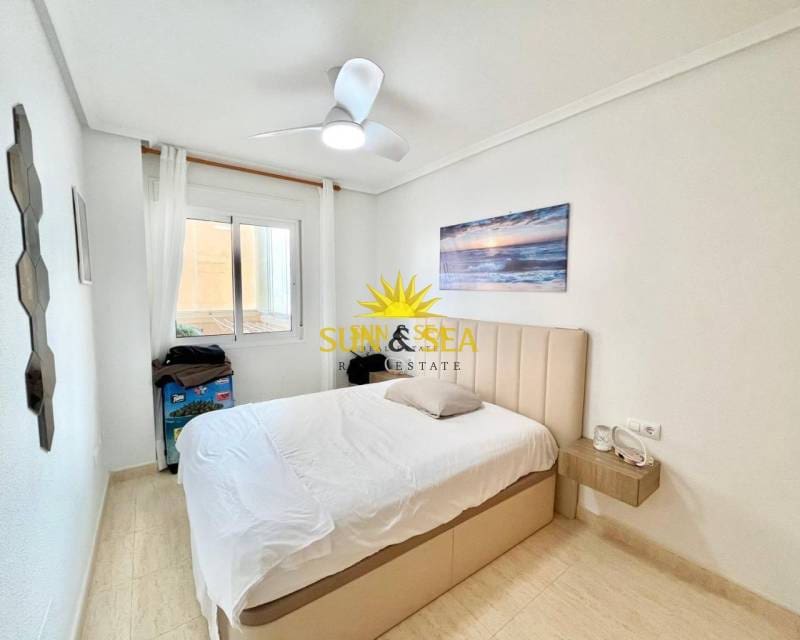 1 soverom Leilighet til salgs i La Manga del Mar Menor med svømmebasseng - € 145 000 (Ref: 9544544)