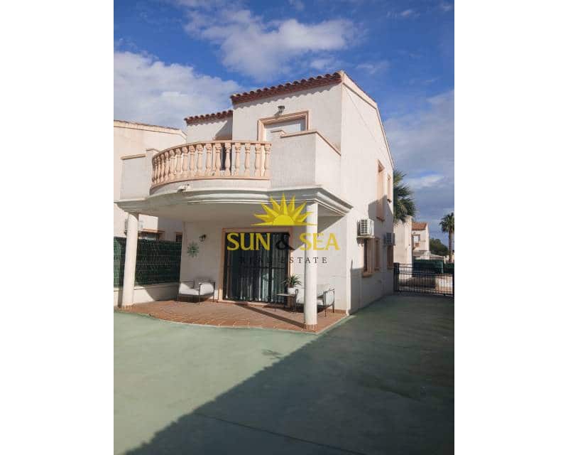 2 camera da letto Villa da affittare in El Raso con piscina - 1.400 € (Rif: 9550276)