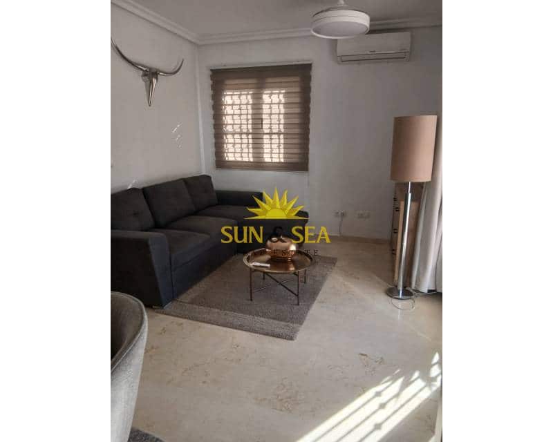 2 camera da letto Villa da affittare in El Raso con piscina - 1.400 € (Rif: 9550276)