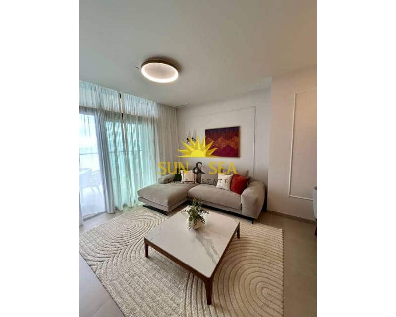 2 sypialnia Apartament do wynajęcia w Benidorm z basenem garażem - 2 300 € (Ref: 9550277)