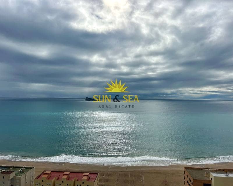 2 sypialnia Apartament do wynajęcia w Benidorm z basenem garażem - 2 300 € (Ref: 9550277)