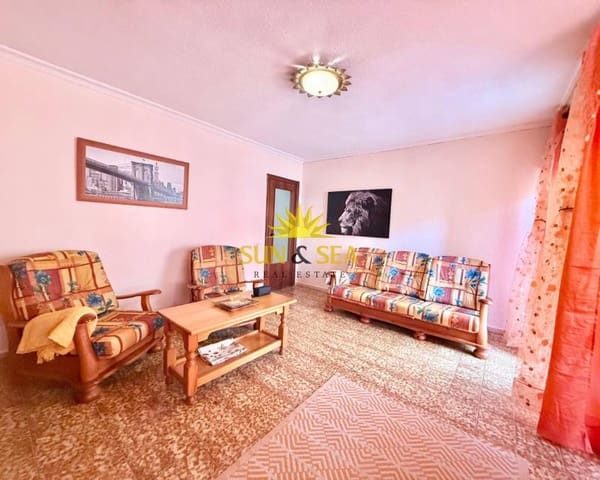 3 slaapkamer Appartement te huur in Centro - Muelle Pesquero, Torrevieja - € 800 (Ref: 9570090)