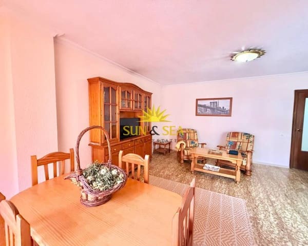 3 slaapkamer Appartement te huur in Centro - Muelle Pesquero, Torrevieja - € 800 (Ref: 9570090)