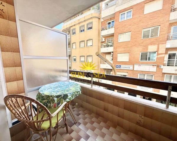 3 slaapkamer Appartement te huur in Centro - Muelle Pesquero, Torrevieja - € 800 (Ref: 9570090)