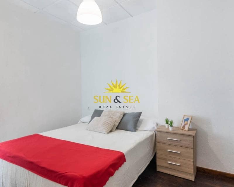 2 makuuhuone Huoneisto vuokrattavana paikassa Zarandona - 950 € (Ref: 9570091)