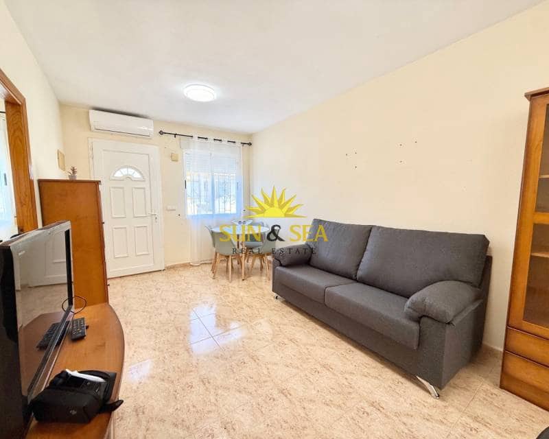 2 soveværelse Byhus til leje i Orihuela Costa med swimmingpool - € 800 (Ref: 9570198)