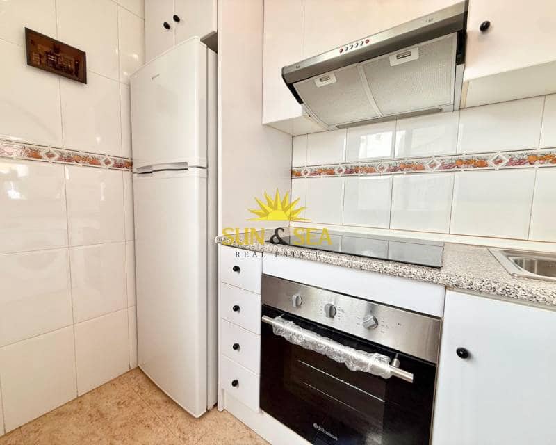 2 soveværelse Byhus til leje i Orihuela Costa med swimmingpool - € 800 (Ref: 9570198)