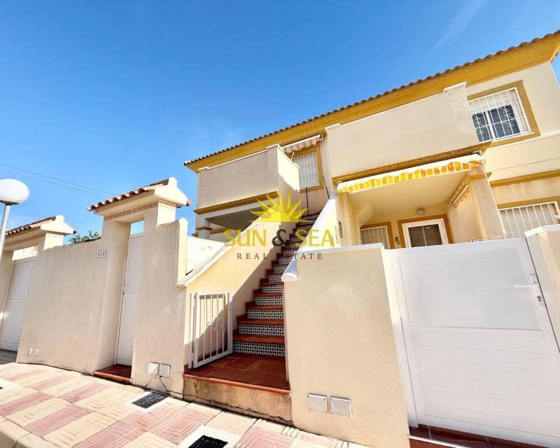 2 soveværelse Byhus til leje i Orihuela Costa med swimmingpool - € 800 (Ref: 9570198)