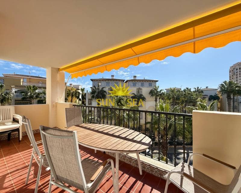 3 Zimmer Apartment zu vermieten in Torrevieja mit Pool Garage - 1.500 € (Ref: 9581259)