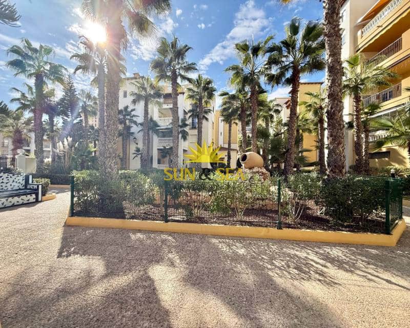 3 Zimmer Apartment zu vermieten in Torrevieja mit Pool Garage - 1.500 € (Ref: 9581259)