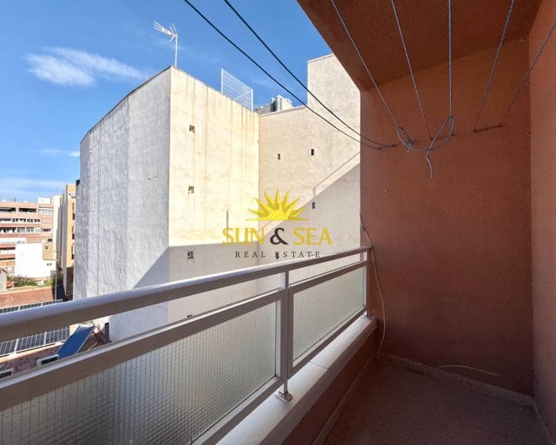 2 sypialnia Apartament na sprzedaż w Torrevieja - 135 000 € (Ref: 9581260)