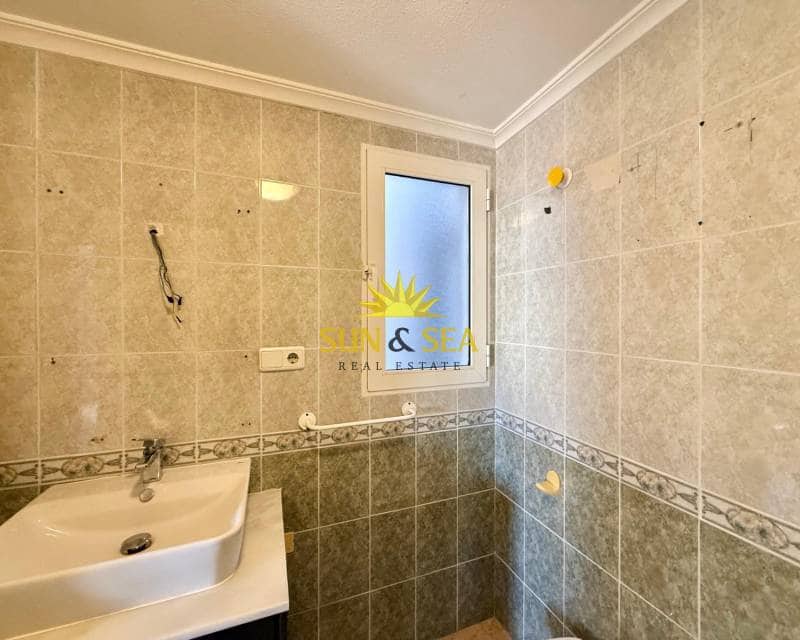 2 sypialnia Apartament na sprzedaż w Torrevieja - 135 000 € (Ref: 9581260)