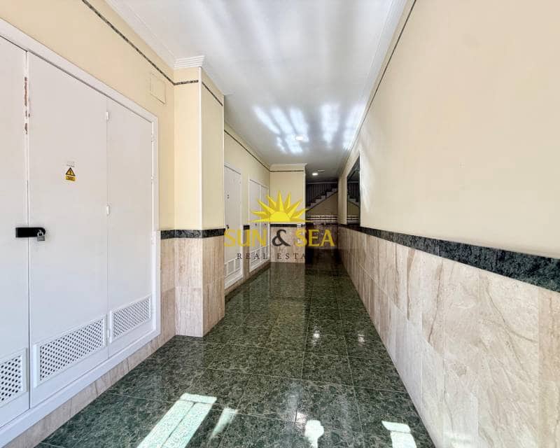 2 sypialnia Apartament na sprzedaż w Torrevieja - 135 000 € (Ref: 9581260)