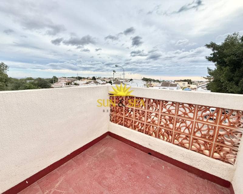 1 sovrum Lägenhet att hyra i Blue Lagoon med pool - 650 € (Ref: 9587981)