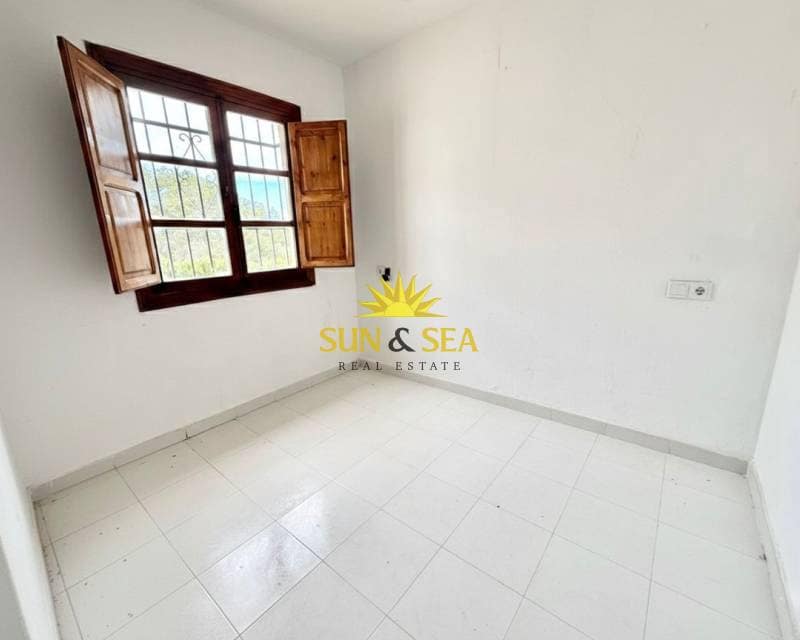 1 sovrum Lägenhet att hyra i Blue Lagoon med pool - 650 € (Ref: 9587981)