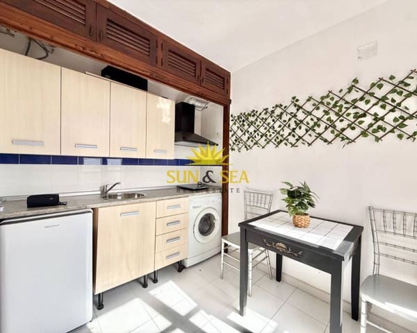 1 makuuhuone Huoneisto vuokrattavana paikassa Blue Lagoon mukana uima-altaan - 600 € (Ref: 9587981)