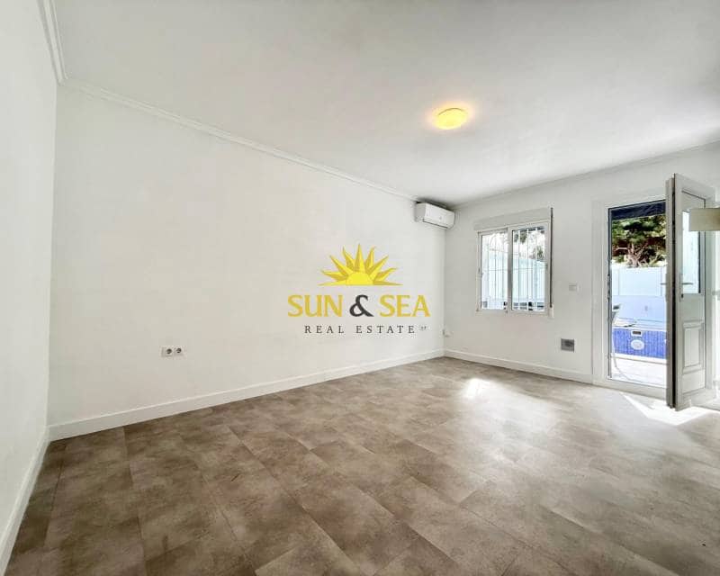 2 sypialnia Bungalow na sprzedaż w Santiago de la Ribera z basenem - 170 000 € (Ref: 9590358)