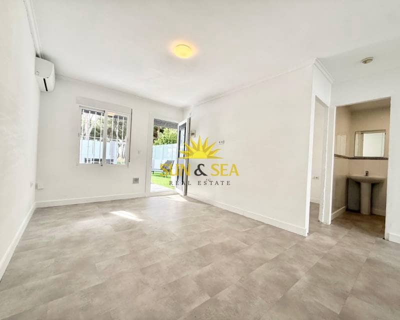 2 sypialnia Bungalow na sprzedaż w Santiago de la Ribera z basenem - 170 000 € (Ref: 9590358)