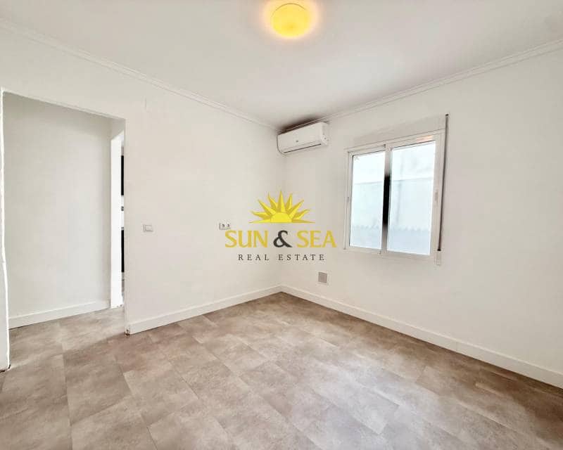 2 sypialnia Bungalow na sprzedaż w Santiago de la Ribera z basenem - 170 000 € (Ref: 9590358)