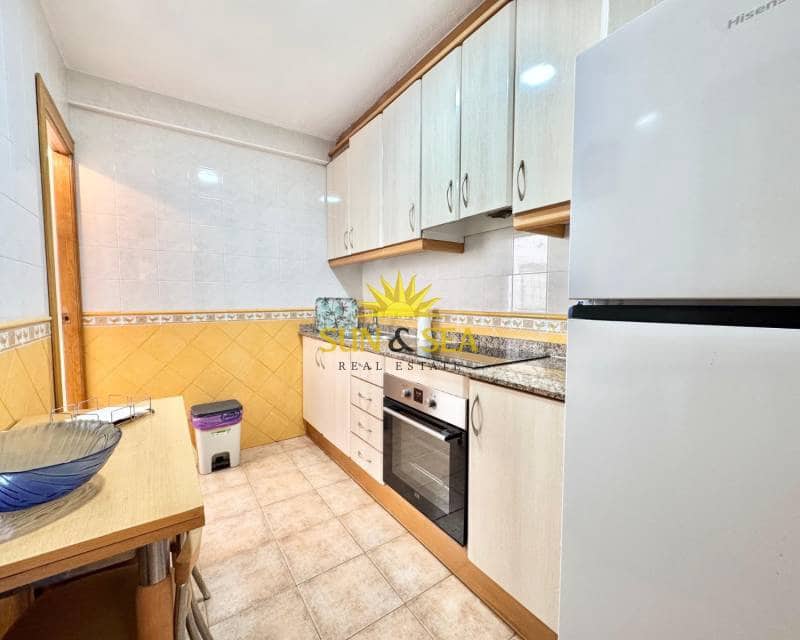 3 sypialnia Apartament na sprzedaż w Torrevieja z basenem - 260 000 € (Ref: 9590484)