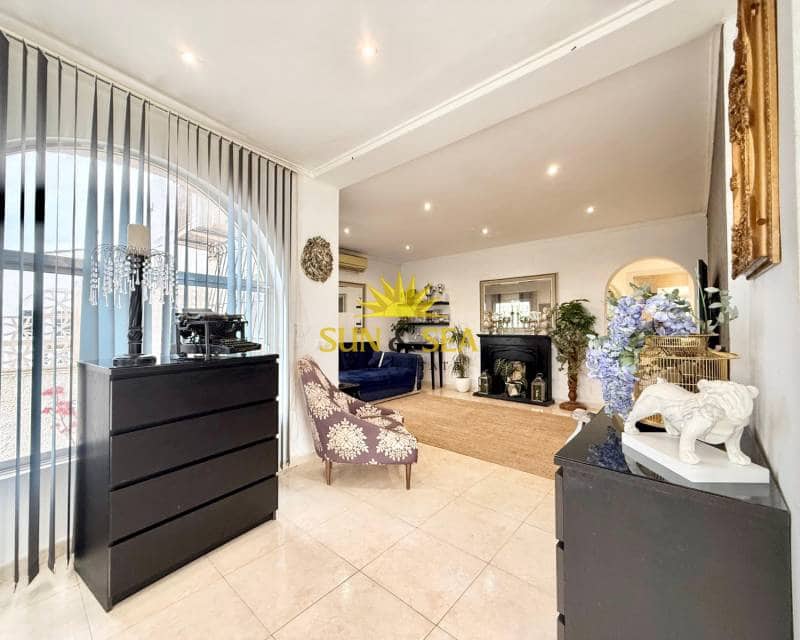 2 sypialnia Willa na sprzedaż w San Luis z basenem - 270 000 € (Ref: 9591932)