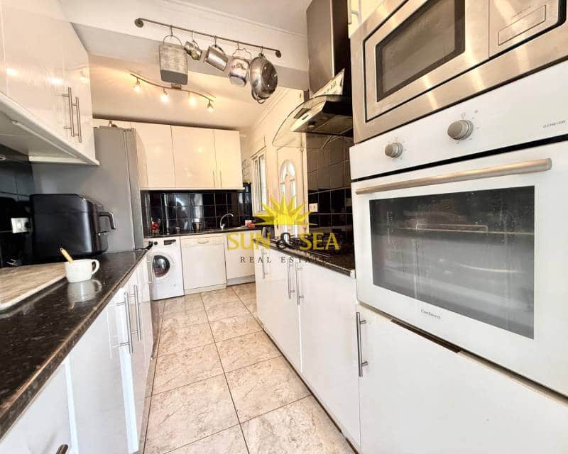 2 sypialnia Willa na sprzedaż w San Luis z basenem - 270 000 € (Ref: 9591932)