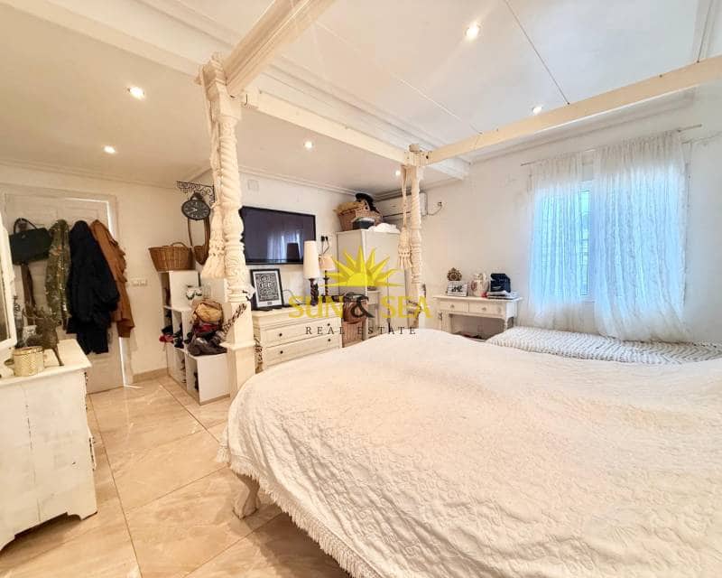 2 sypialnia Willa na sprzedaż w San Luis z basenem - 270 000 € (Ref: 9591932)