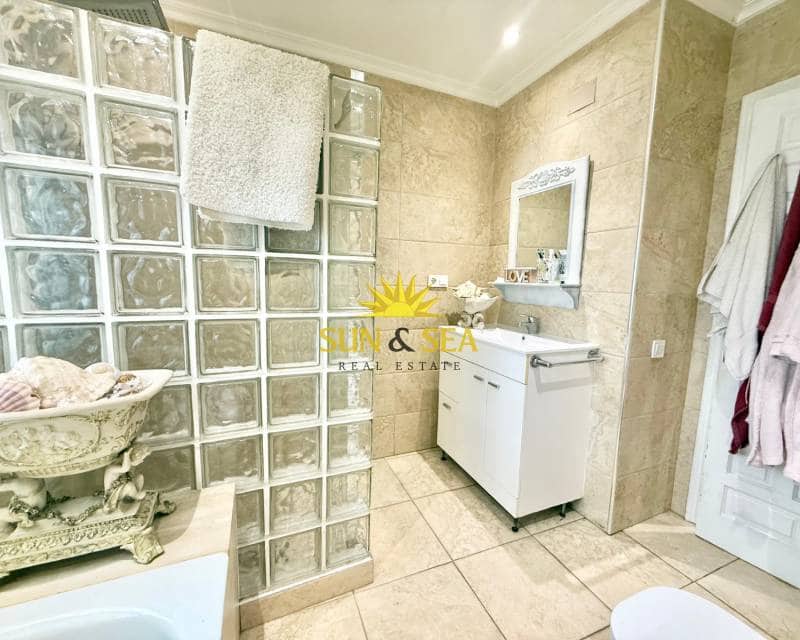 2 sypialnia Willa na sprzedaż w San Luis z basenem - 270 000 € (Ref: 9591932)