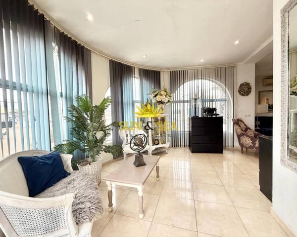 2 sypialnia Willa na sprzedaż w San Luis, Torrevieja z basenem - 270 000 € (Ref: 9591932)