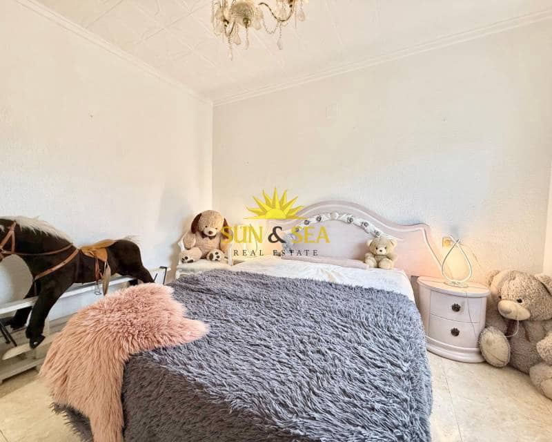 2 sypialnia Willa na sprzedaż w San Luis z basenem - 270 000 € (Ref: 9591932)