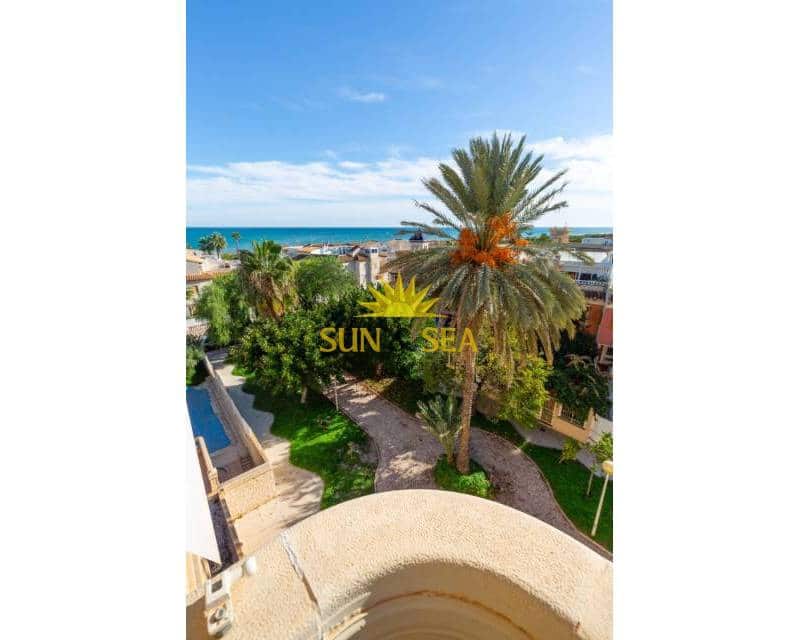 Appartement de 2 chambres à louer à Guardamar del Segura avec piscine garage - 1 100 € (Ref: 9592083)