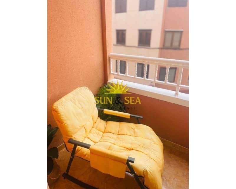 2 bedroom Apartment for rent in Torrevieja - € 800 (Ref: 9593139)