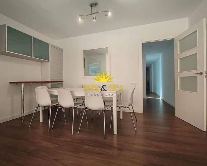 3 soveværelse Penthouse til leje i Torrevieja med garage - € 1.200 (Ref: 9593223)