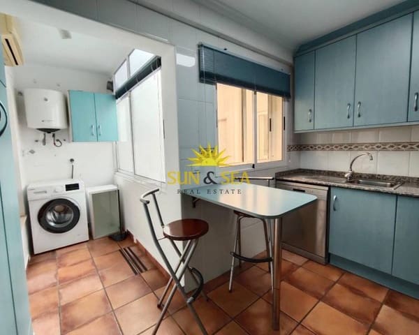 3 soveværelse Penthouse til leje i Playa de los Locos, Torrevieja med garage - € 1.200 (Ref: 9593223)