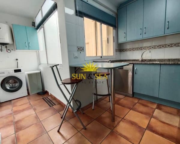 3 soveværelse Penthouse til leje i Playa de los Locos, Torrevieja med garage - € 1.200 (Ref: 9593223)