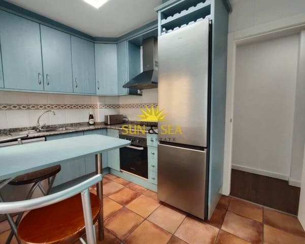 3 soveværelse Penthouse til leje i Playa de los Locos, Torrevieja med garage - € 1.200 (Ref: 9593223)