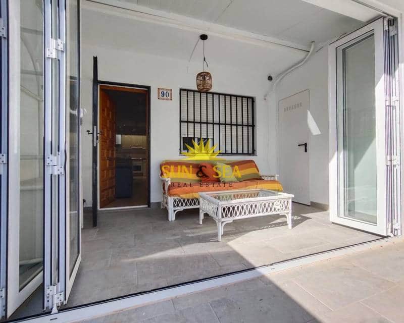 2 bedroom Townhouse for rent in Guardamar del Segura - € 800 (Ref: 9593224)