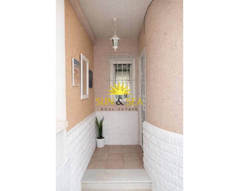 2 bedroom Townhouse for rent in Pilar de la Horadada with pool - € 790 (Ref: 9593226)