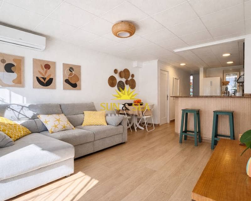 2 bedroom Townhouse for rent in Pilar de la Horadada with pool - € 790 (Ref: 9593226)