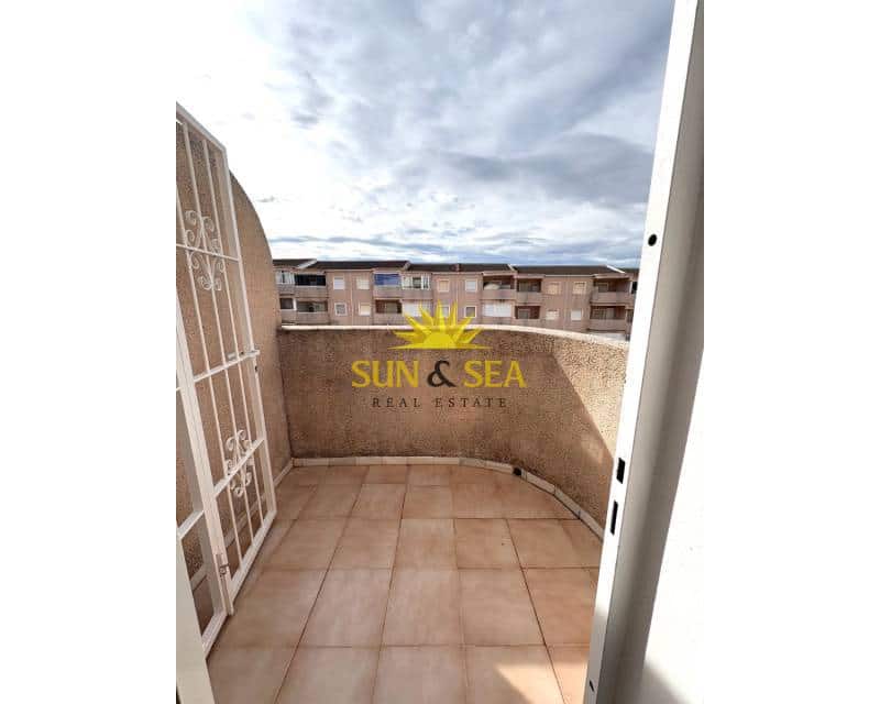 2 bedroom Townhouse for rent in Pilar de la Horadada with pool - € 790 (Ref: 9593226)