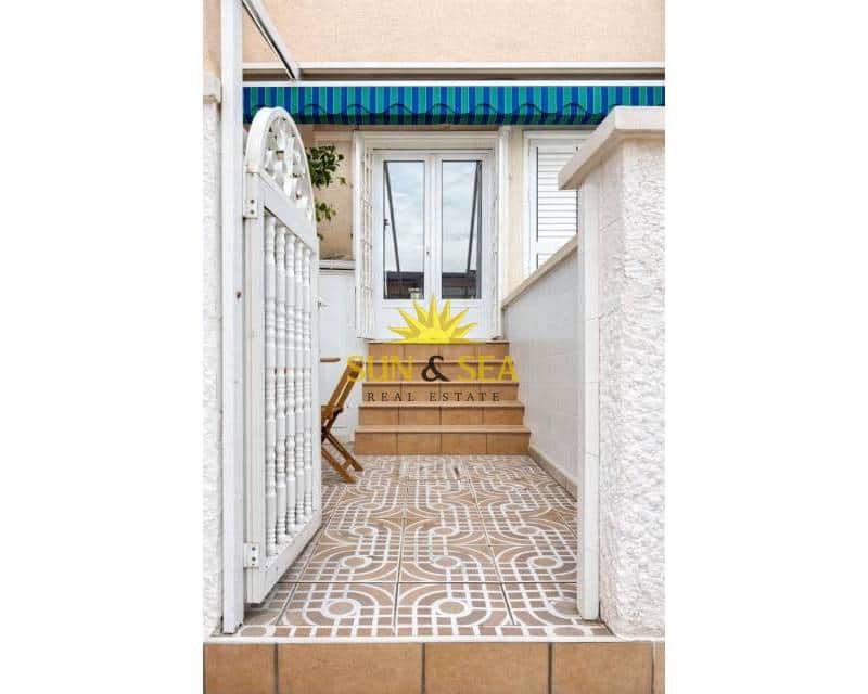 2 bedroom Townhouse for rent in Pilar de la Horadada with pool - € 790 (Ref: 9593226)