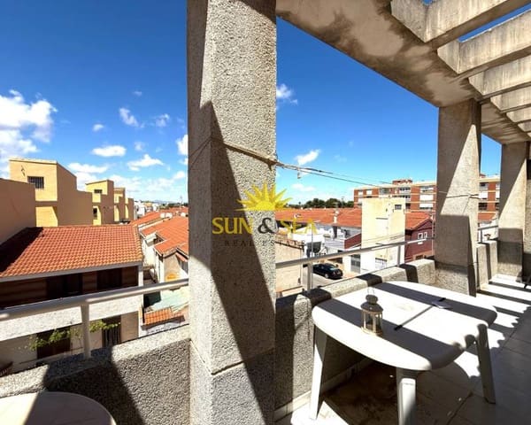 2 slaapkamer Appartement te huur in Playa de los Náufragos, Torrevieja - € 800 (Ref: 9593227)