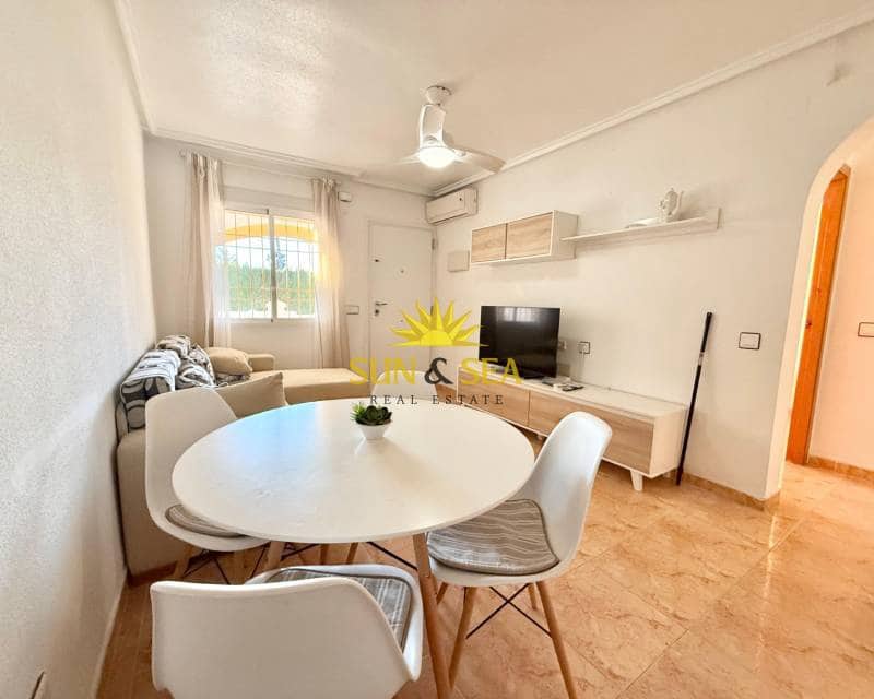2 Zimmer Haus zu vermieten in El Limonar mit Pool - 800 € (Ref: 9606616)