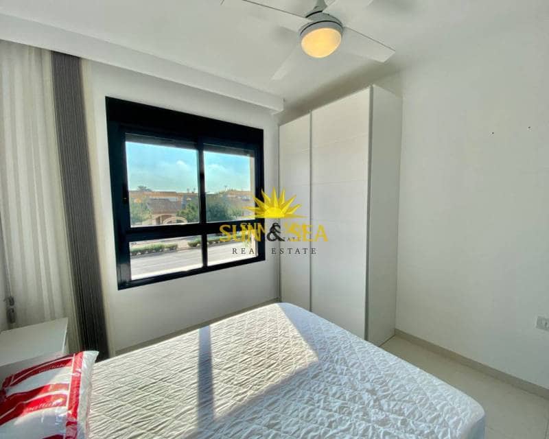 2 bedroom Apartment for sale in Pilar de la Horadada with pool - € 270,000 (Ref: 9610495)