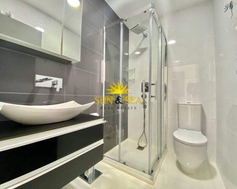 2 bedroom Apartment for sale in Pilar de la Horadada with pool - € 270,000 (Ref: 9610495)