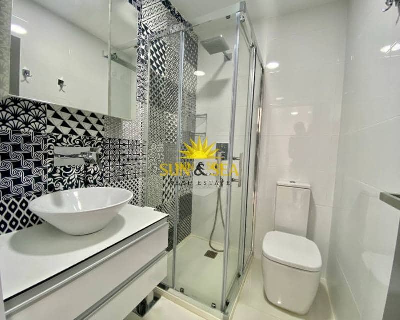 2 bedroom Apartment for sale in Pilar de la Horadada with pool - € 270,000 (Ref: 9610495)