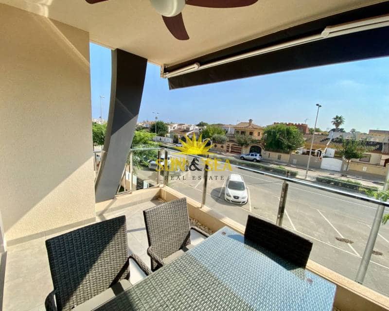 2 bedroom Apartment for sale in Pilar de la Horadada with pool - € 270,000 (Ref: 9610495)