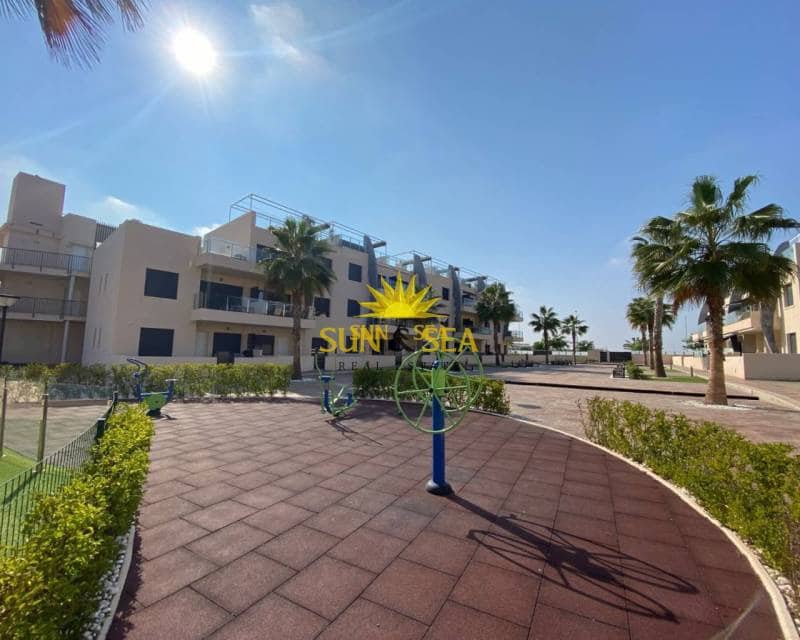 2 bedroom Apartment for sale in Pilar de la Horadada with pool - € 270,000 (Ref: 9610495)