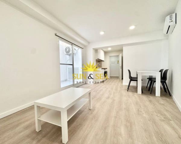 1 soveværelse Lejlighed til leje i El Campello - € 950 (Ref: 9610497)