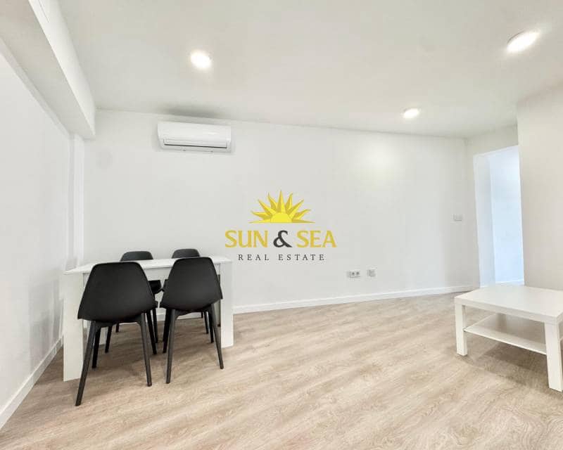 1 soveværelse Lejlighed til leje i El Campello - € 950 (Ref: 9610497)